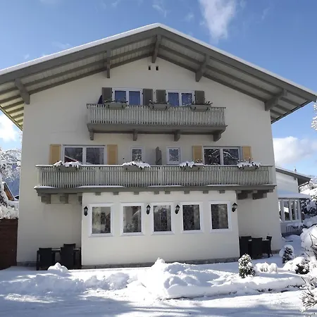 Отель Berlin Tegernsee Роттах-Эгерн