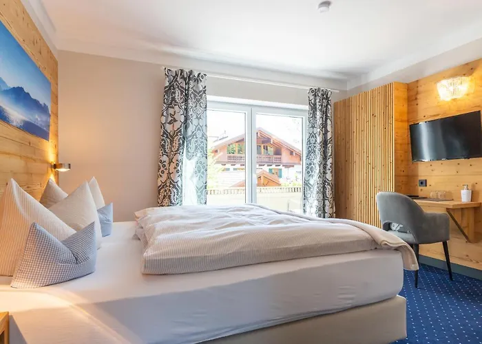 Hotel Berlin Tegernsee 3*