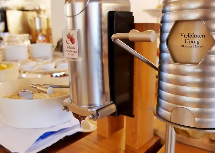 Berlin Tegernsee מלון